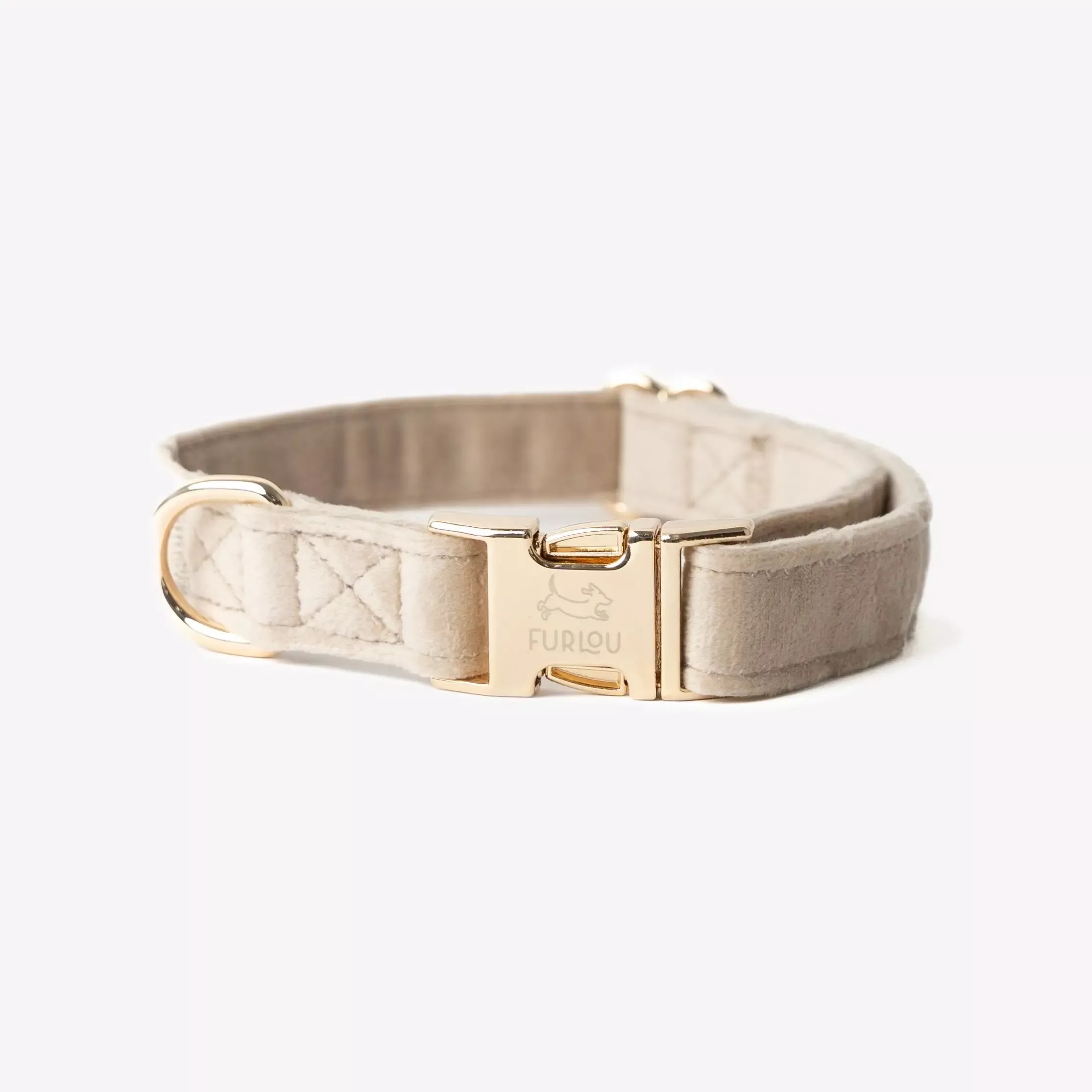 ‘Sand’ – Velvet Dog Collar